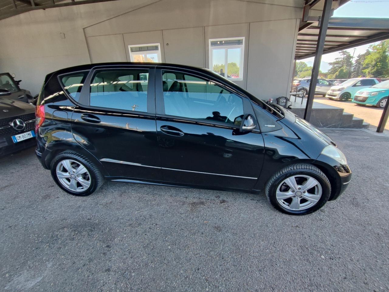 Mercedes-benz A 160 BlueEFFICIENCY Elegance