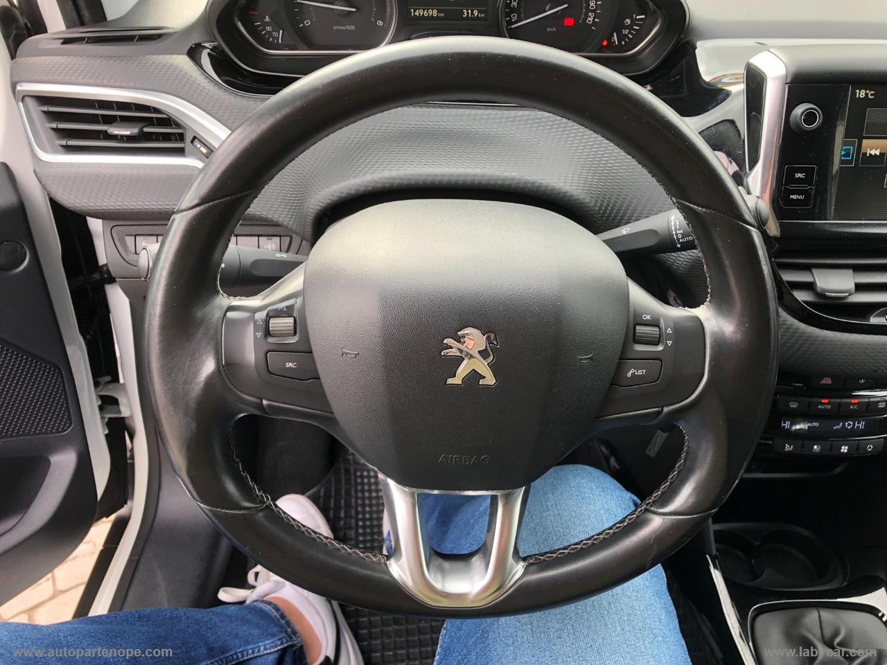 PEUGEOT 2008 BlueHDi 120 S&S Allure