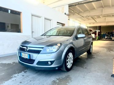 Opel Astra 1.8 16V 5 porte Cosmo