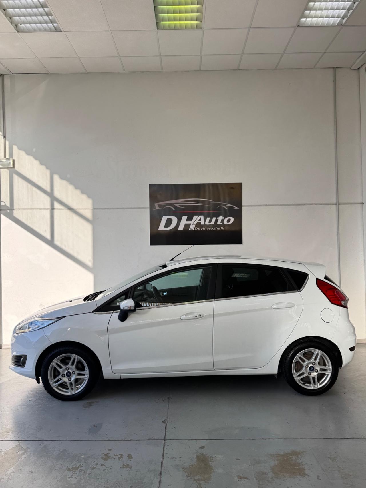 Ford Fiesta 1.5 TDCi 75CV 5 porte Titanium