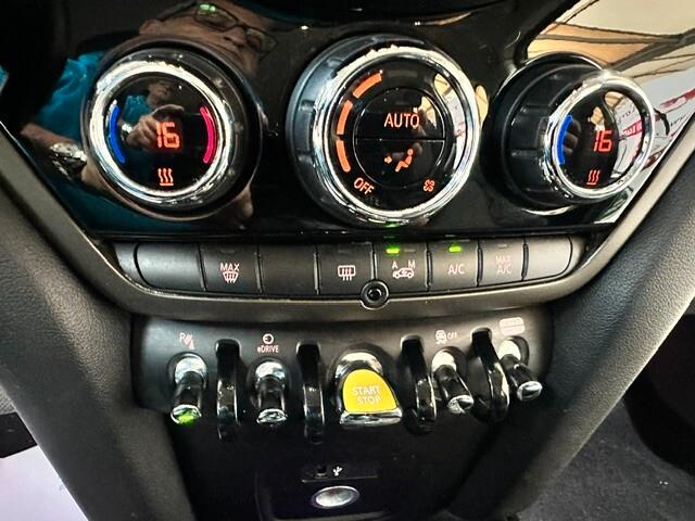 Mini One Countryman 1.5 Cooper SE Business ALL4 Automatica