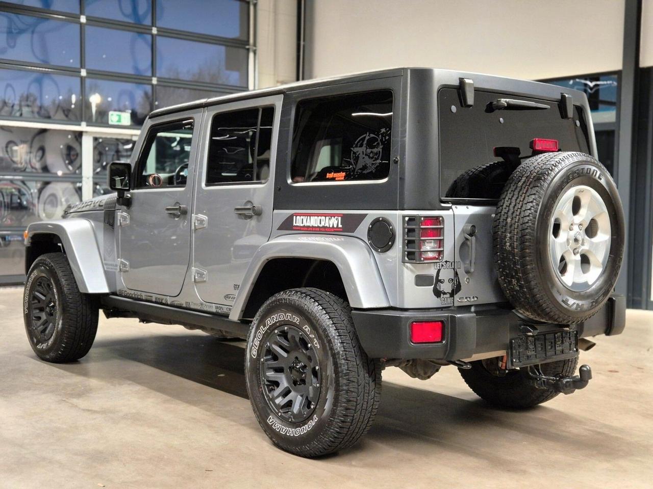 Jeep Wrangler Unlimited 2.8 CRD DPF Sahara Auto