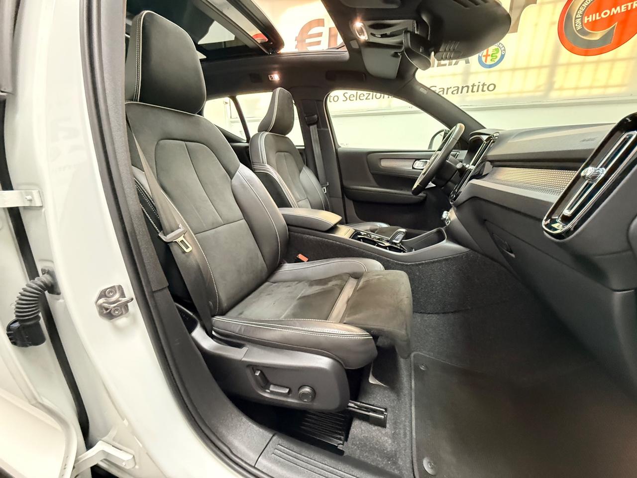Volvo XC40 2.0 B4 mhev 197CV AWD Geartronic R-design 06/2021