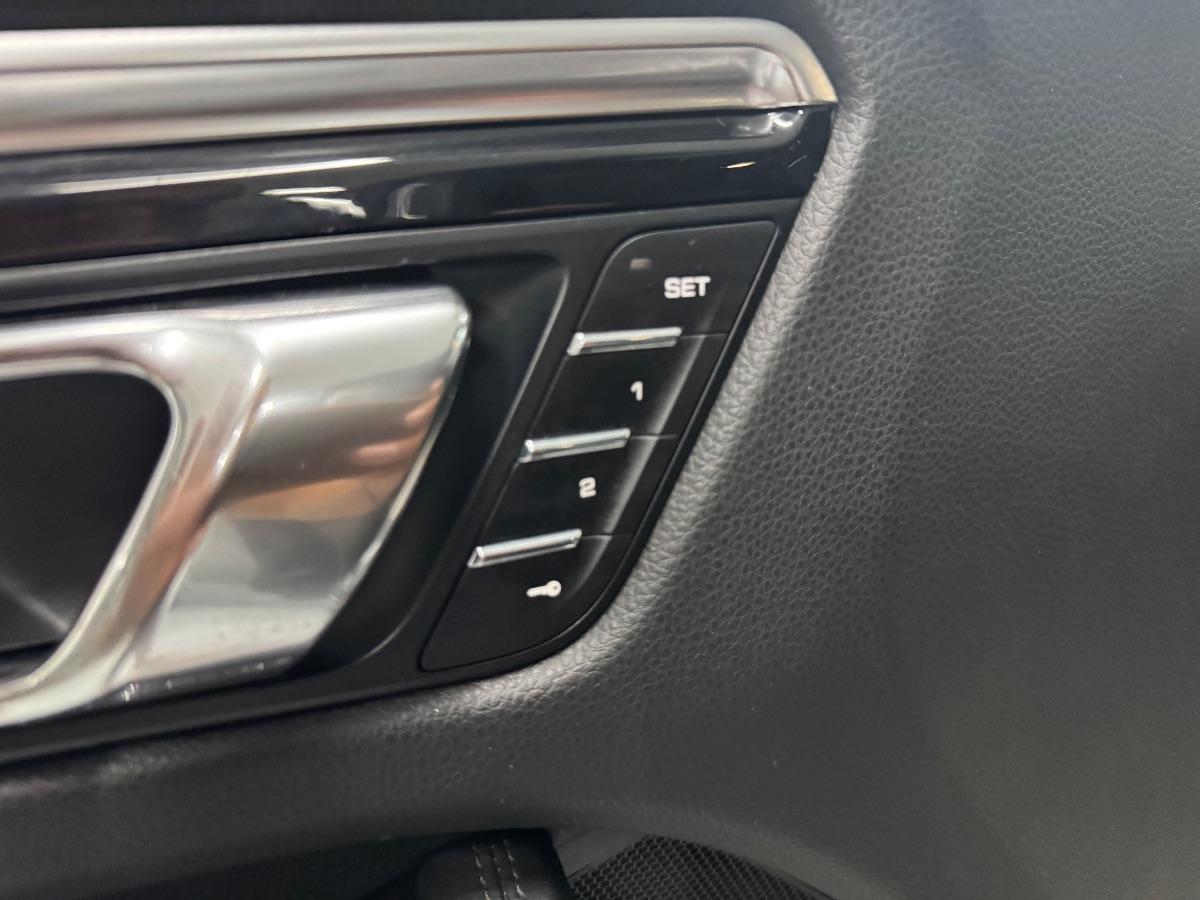 PORSCHE MACAN 3.0 S Diesel TETTO/ BOSE/ PASM/ SEDILI VENTILATI/ MEMORIE SEDILI/ C. LEGA 21