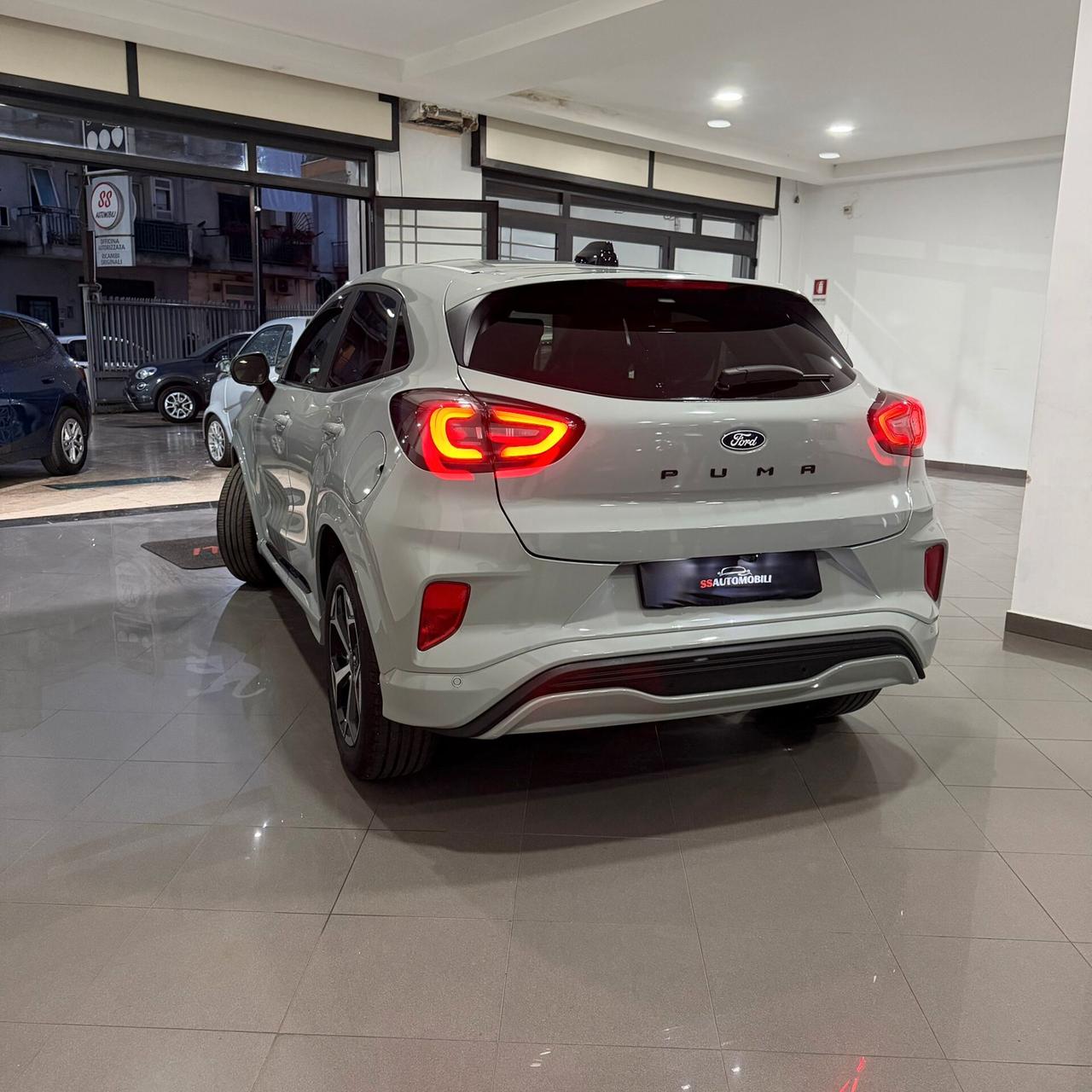 Ford Puma 1.0 EcoBoost Hybrid 125 CV S&S aut. ST-Line