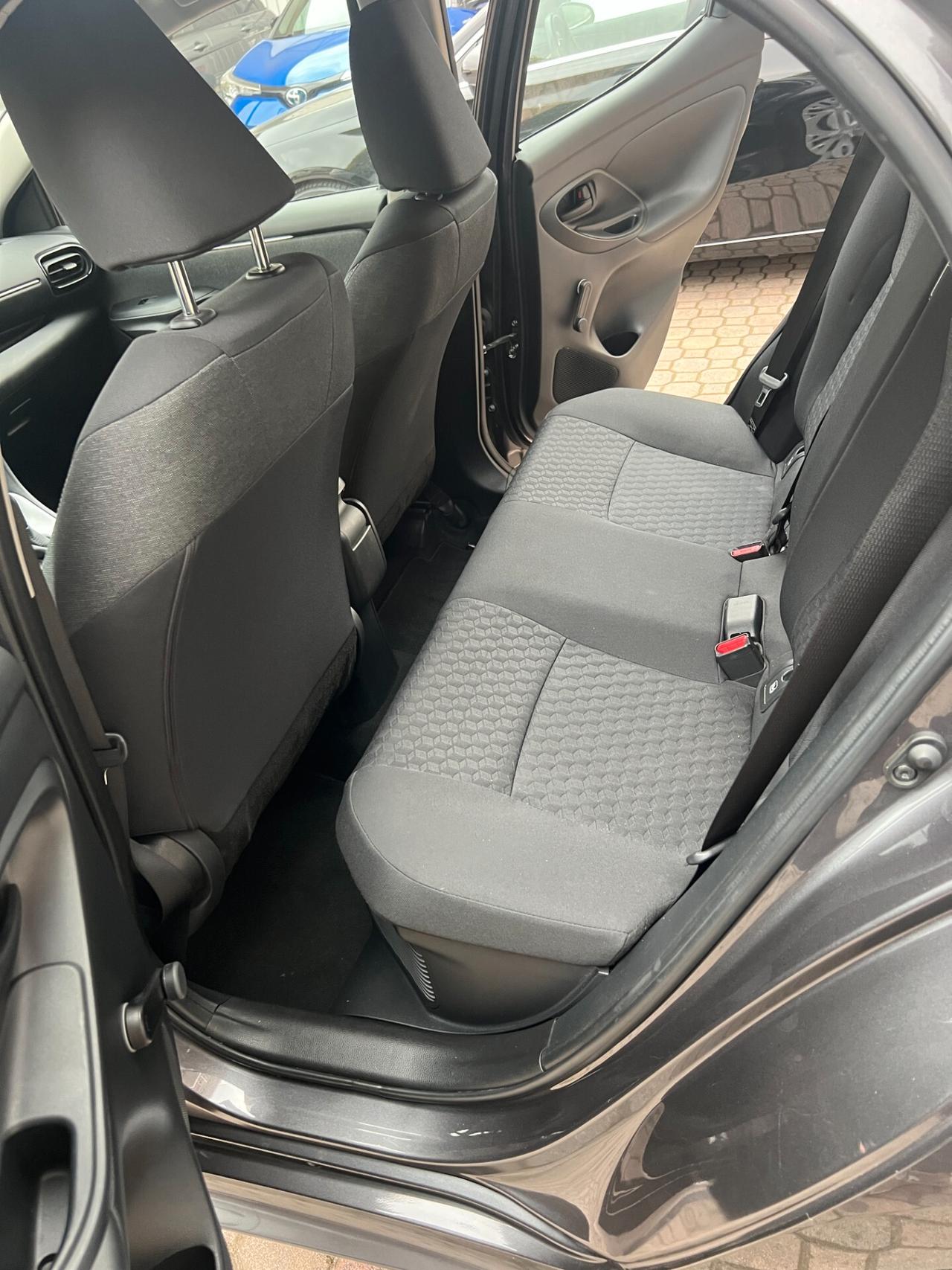 Toyota Yaris 1.5 Hybrid 5 porte Active