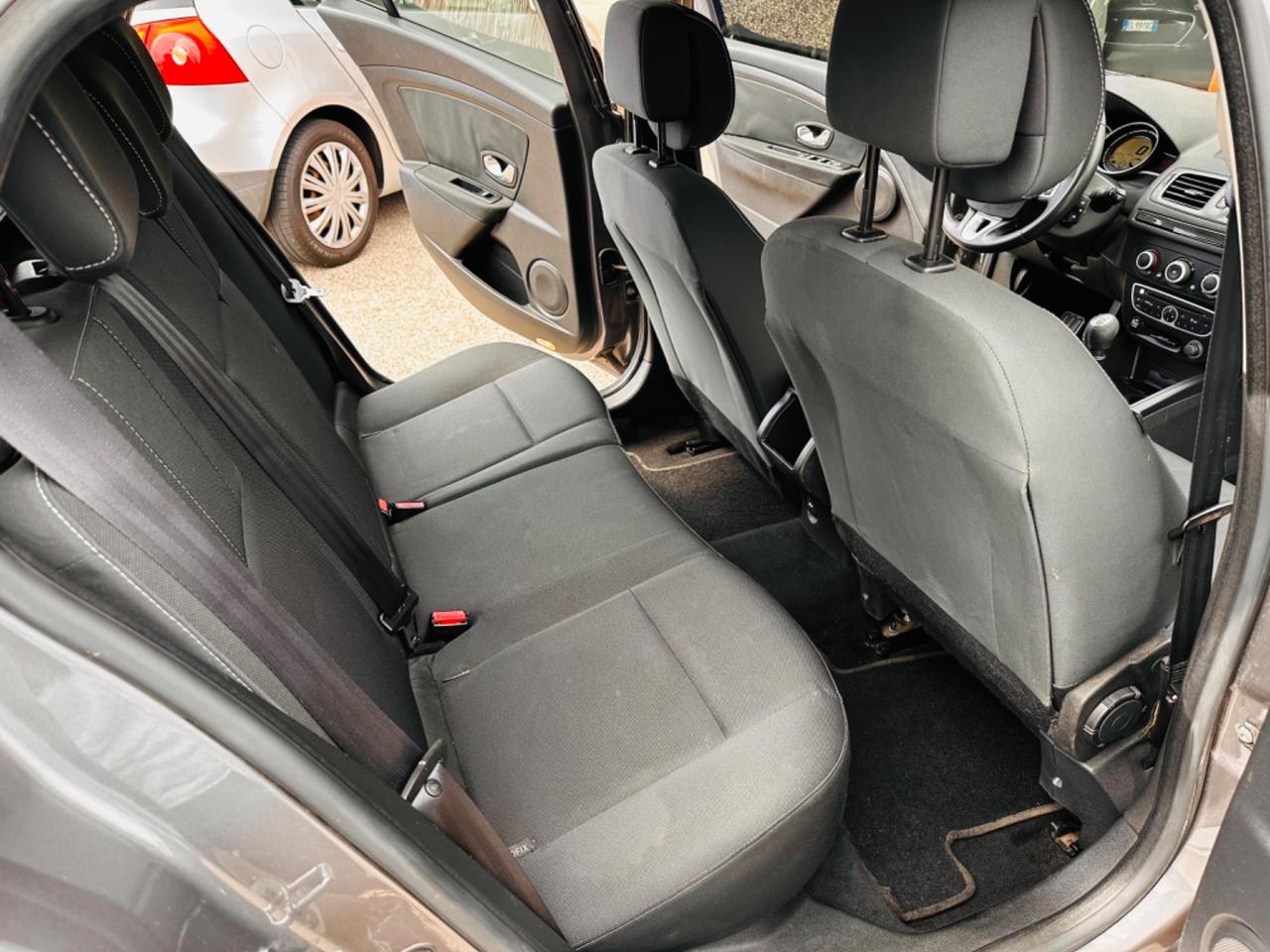 Renault Mégane 1.5 dCi 110CV EDC SporTour GT Line
