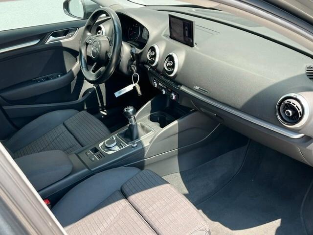 Audi A3 1.6 TDI 116 CV Business
