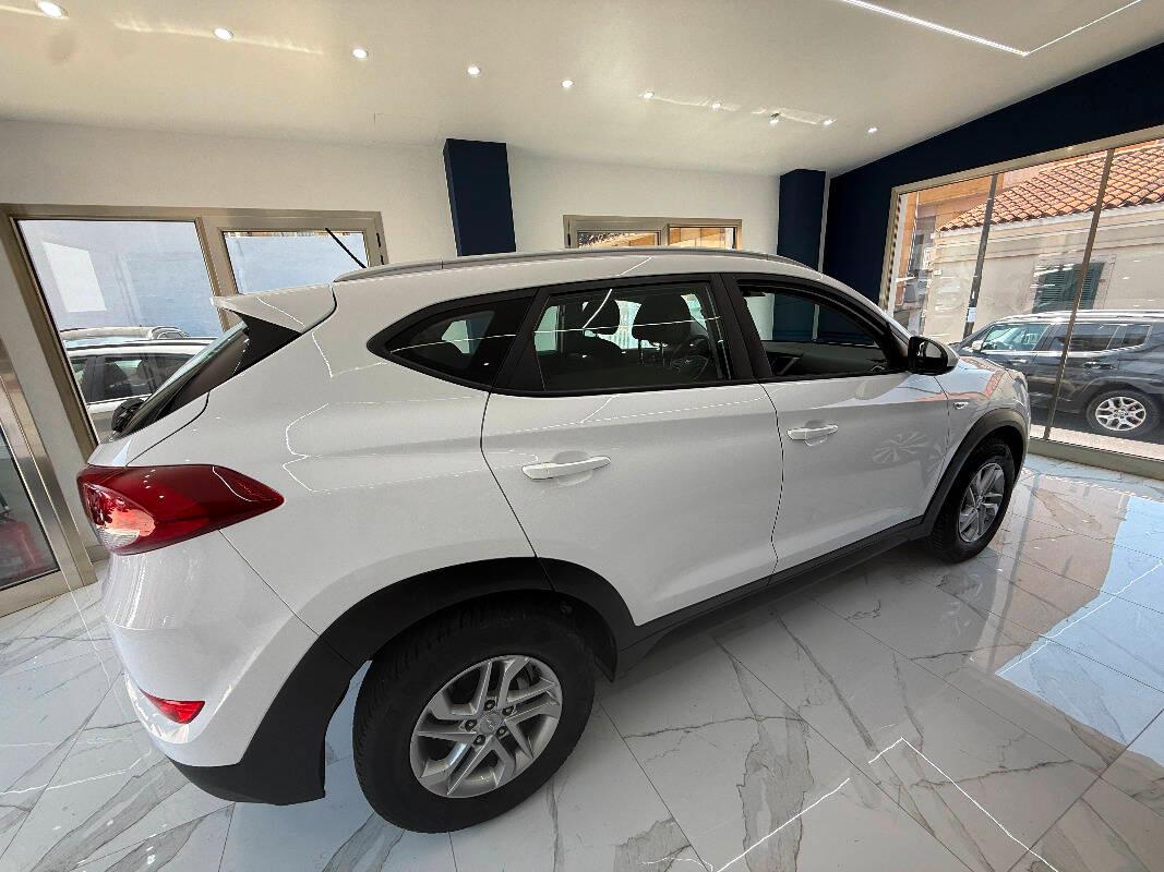 Hyundai Tucson HYUNDAI TUCSON 1.7 crdi Classic 2wd 115cv