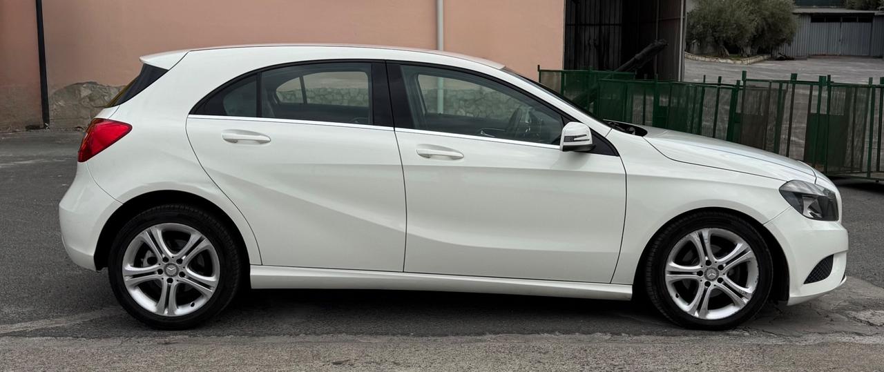 Mercedes-benz A CAMBIO AUTOMATICO/UNICO PROPRIETARIO
