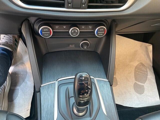 Alfa Romeo Stelvio 2.2 Turbodiesel 210 CV AT8 Q4 Executive