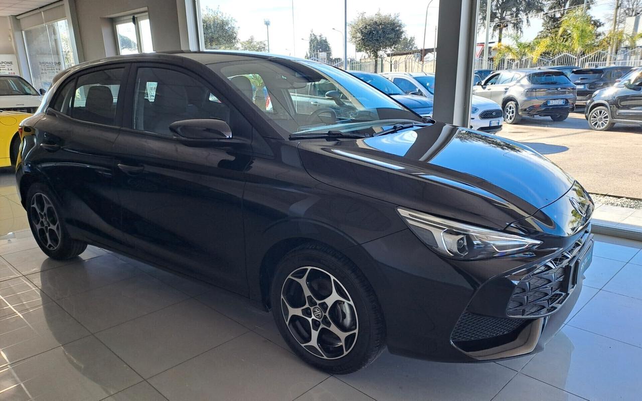 MG3 Comfort 1.5 Benzina Anno 2025 garanzia 7 anni