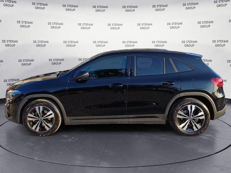 Mercedes-Benz GLA GLA 180 d Progressive Advanced NIGHT-PACK