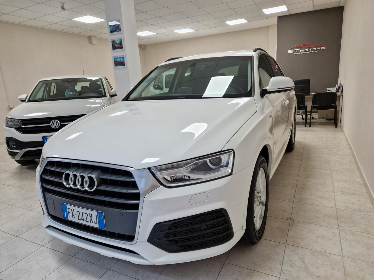 Audi Q3 2.0 TDI 120 CV S tronic S LINE