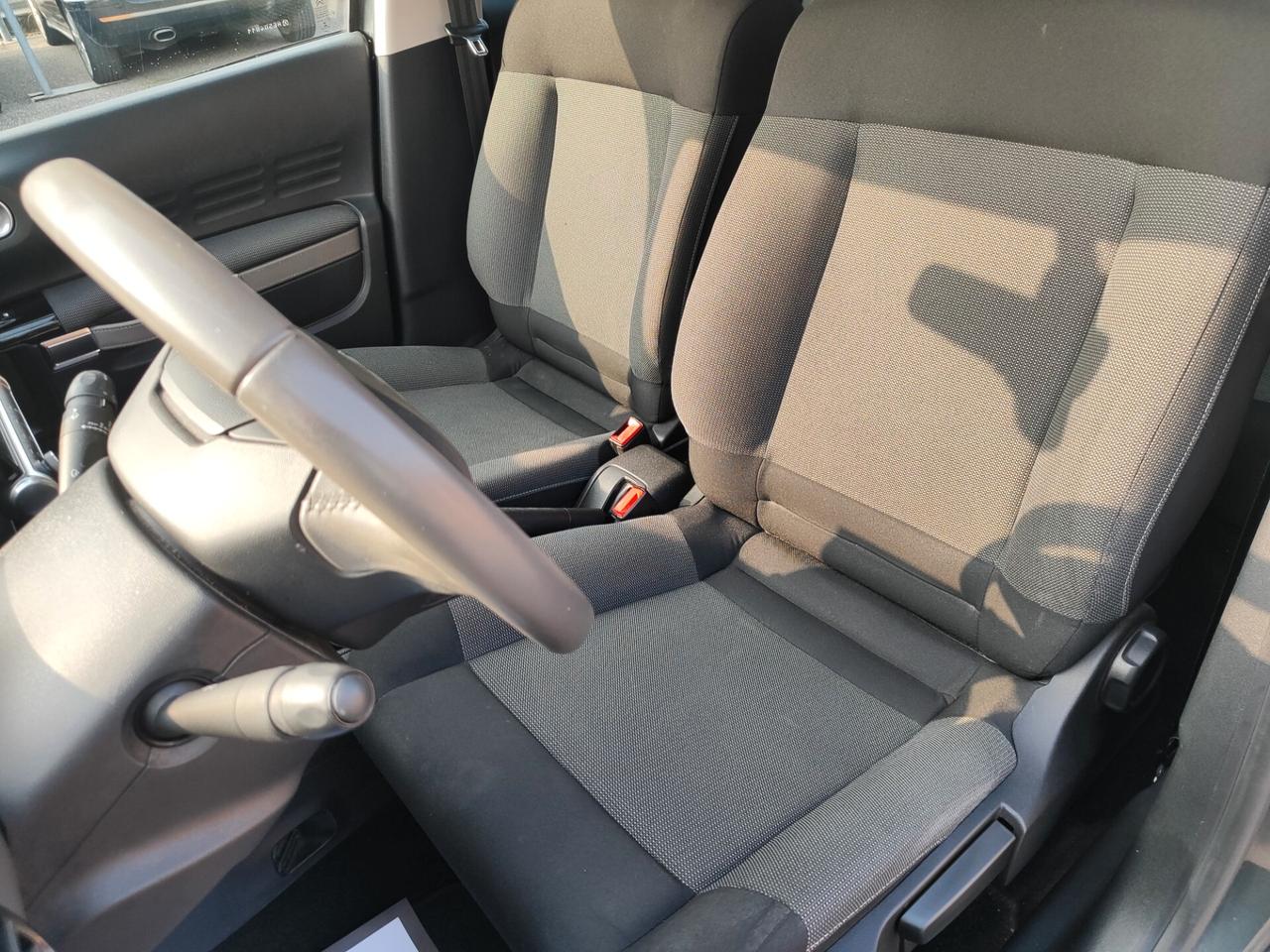 Citroen C4 Cactus BlueHDi 100 Just Black