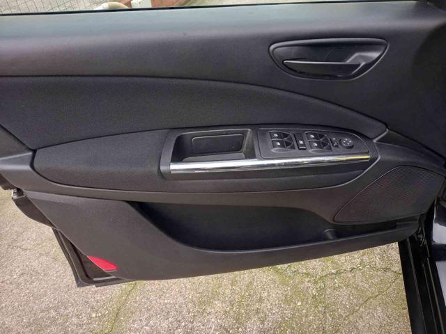 LANCIA Delta 1.6 MJT DPF 105 CV Silver NEOPATENTATI