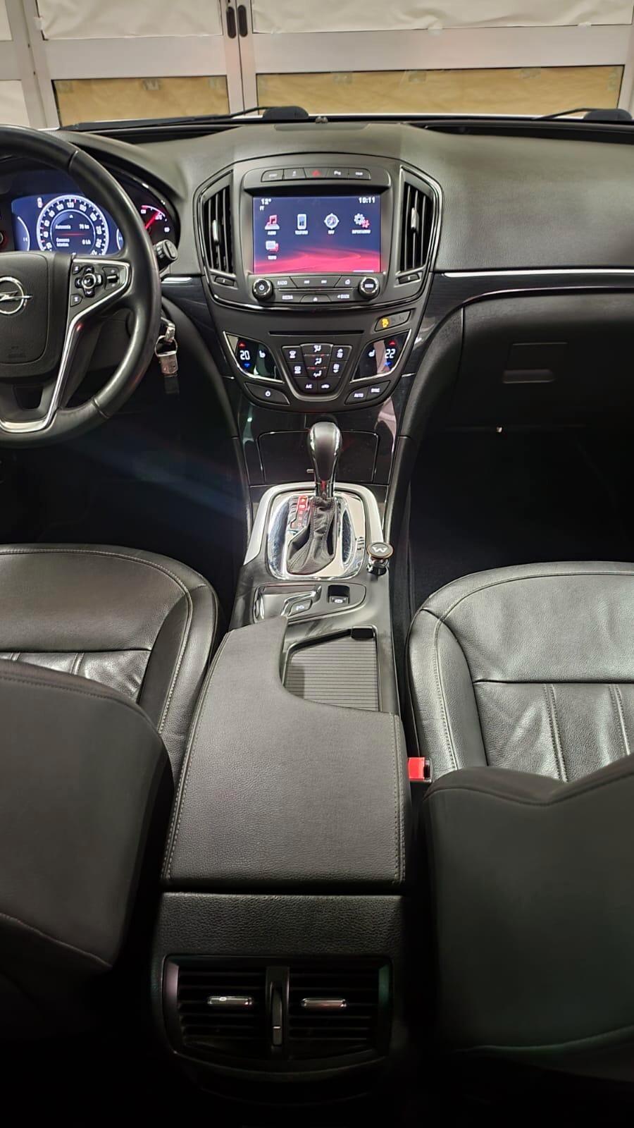 Opel Insignia 2.0 BiTurbo195CV CDTI 4x4 aut. Country Tourer SW