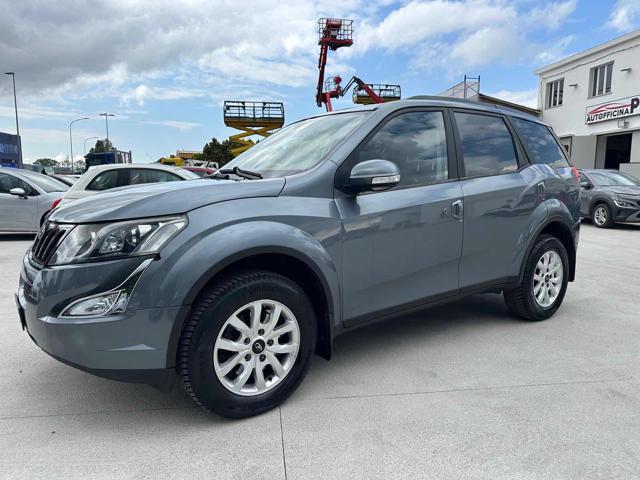 MAHINDRA XUV500 2.2 16V AWD W8
