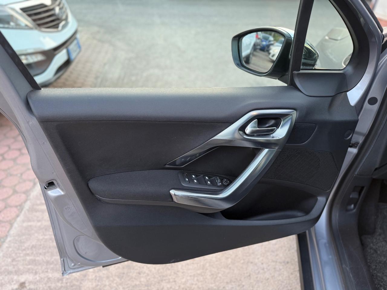 Peugeot 2008 BlueHDi Allure KM CERTIF. FULL OPTIONAL