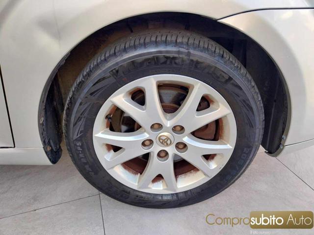 TOYOTA Corolla Verso 2.2 16V D-4D Luna 7pti