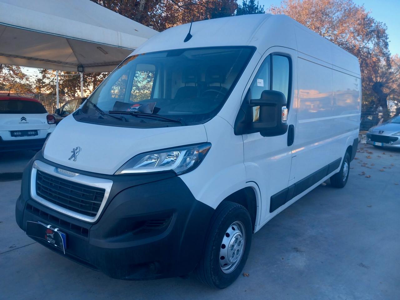 Peugeot Boxer 330 2.2 BlueHDi 140 S&S PC-TN Furgone