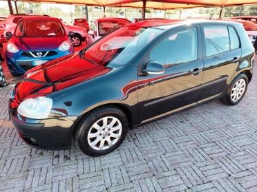 Volkswagen Golf 1.6 16V FSI 5p. Sportline