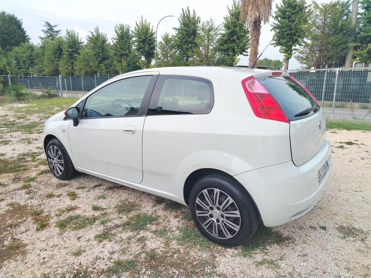 Fiat Grande Punto 1.3 MJT 75 CV 3 porte Fun
