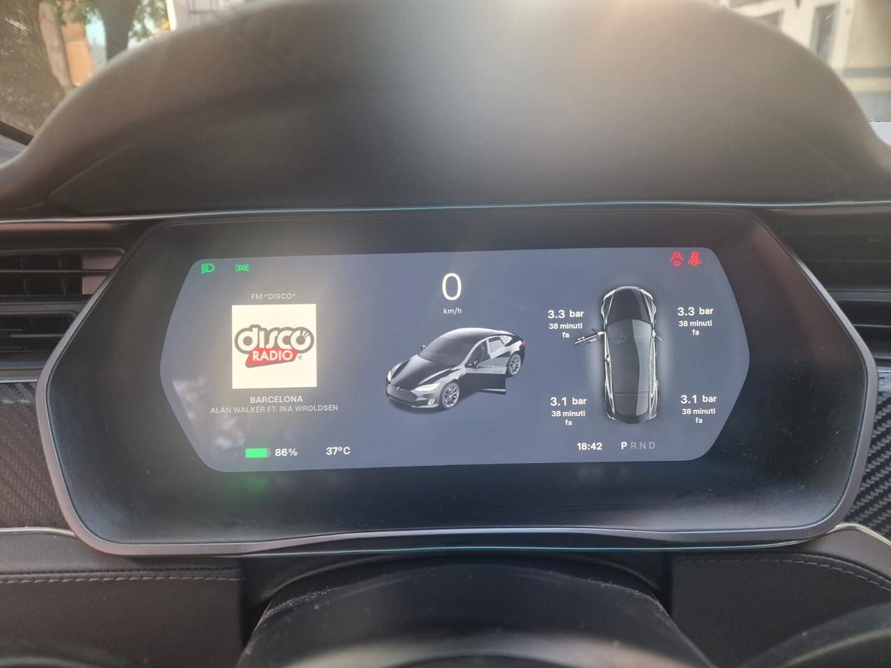 Tesla Model S Dual Motor PELLE TOTALE BIANCA