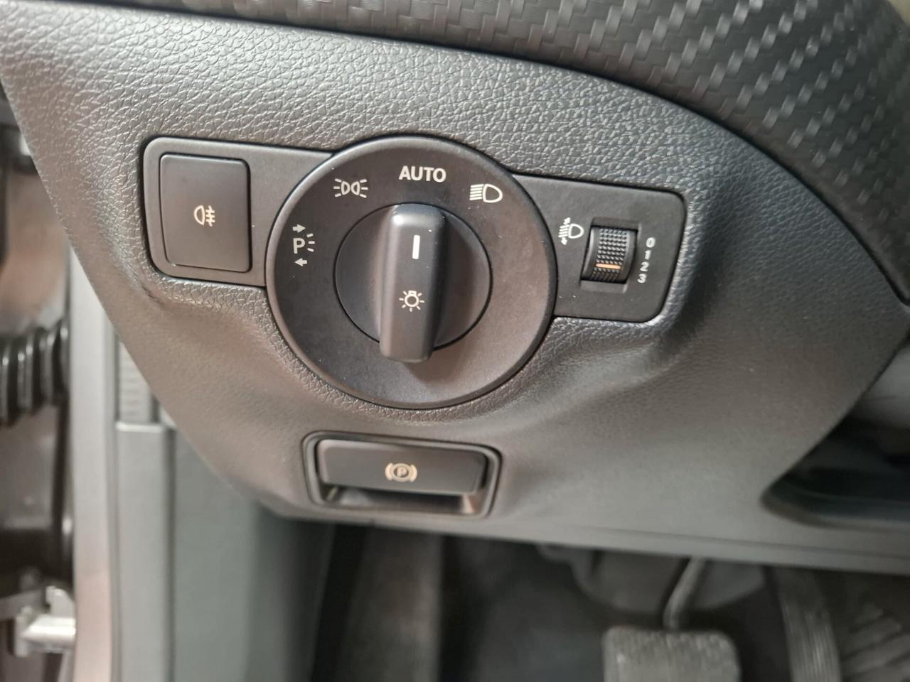Mercedes-benz GLA 180 d Automatic Premium full optional