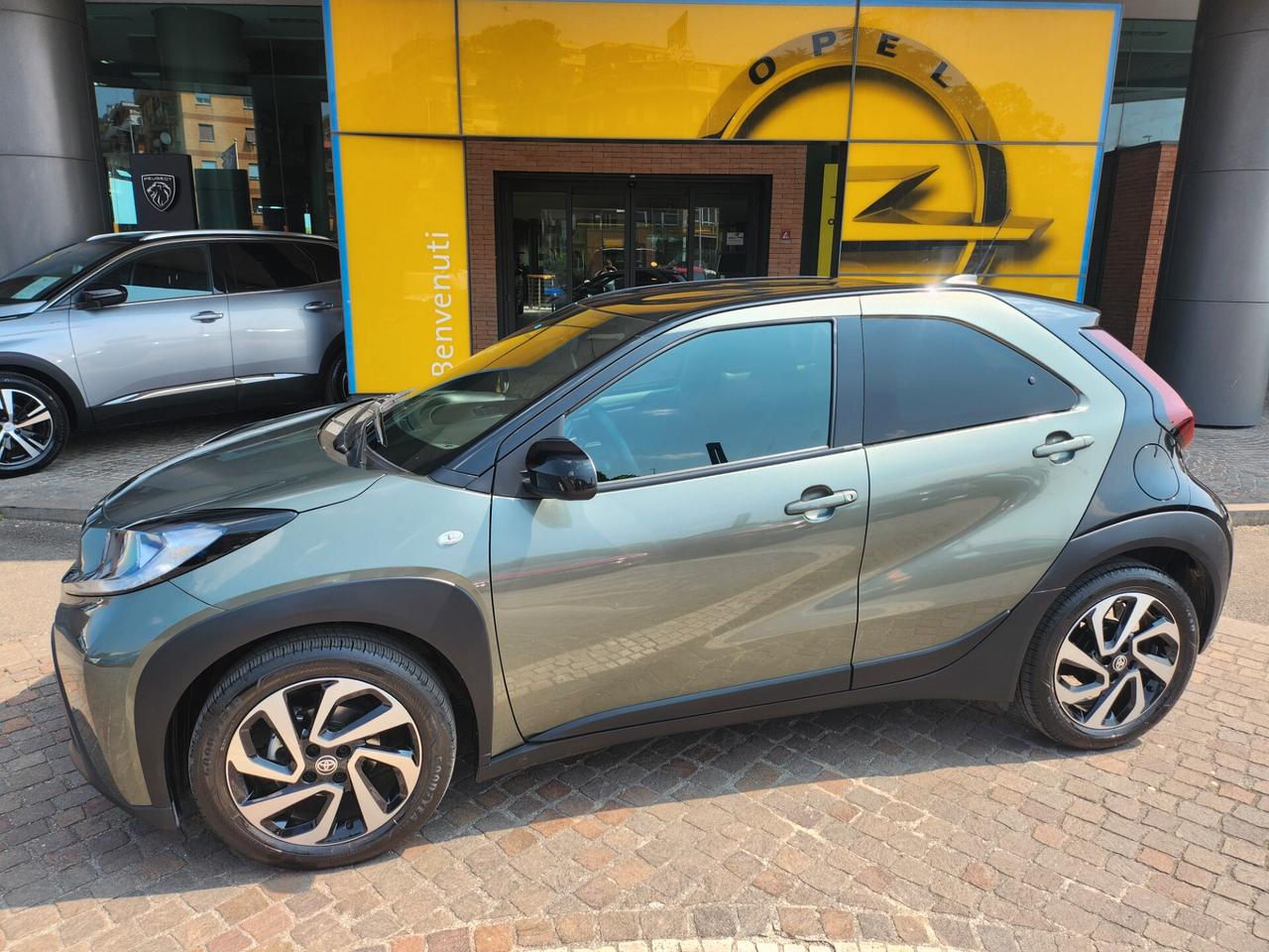 Toyota Aygo X 1.0 VVT-i 72 CV 5 porte Lounge Air S-CVT