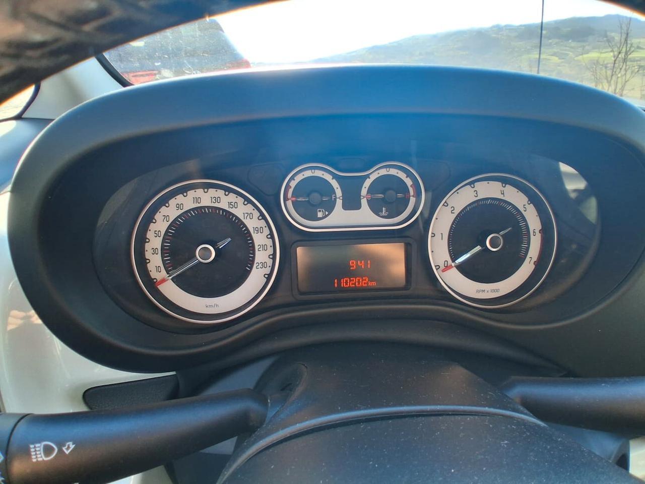 Fiat 500L 1.4 T-Jet 120 CV GPL Lounge