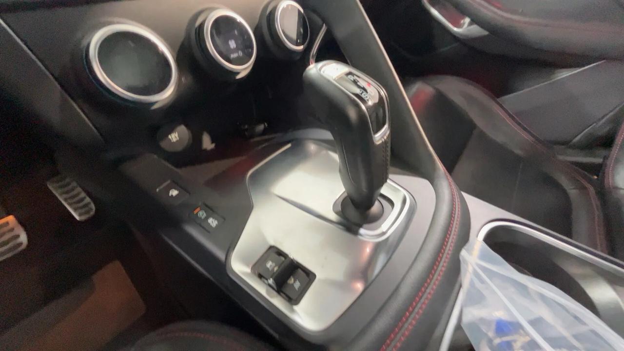 Jaguar E-Pace 2.0D 150 CV R-Dynamic S