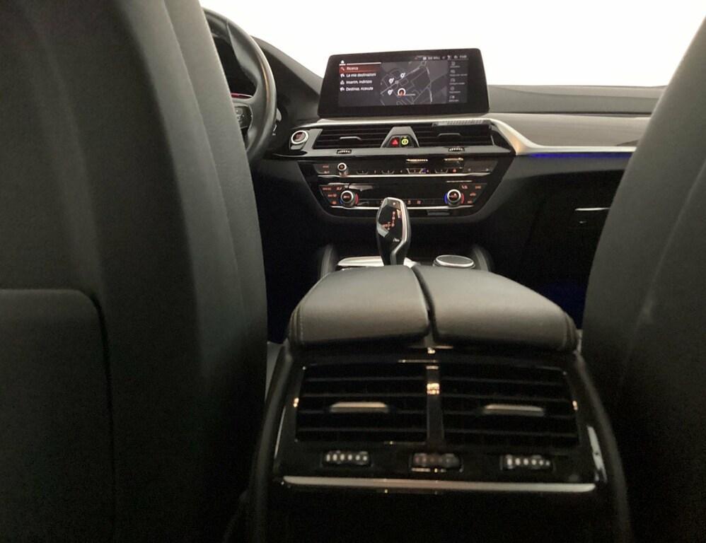 BMW Serie 5 Touring 520 d Mild Hybrid 48V Luxury Steptronic