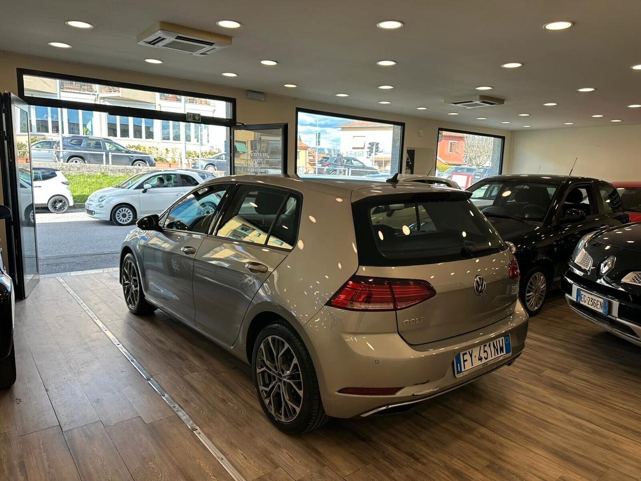 Volkswagen Golf 2.0 TDI 5p. Executive BlueMotion Technology