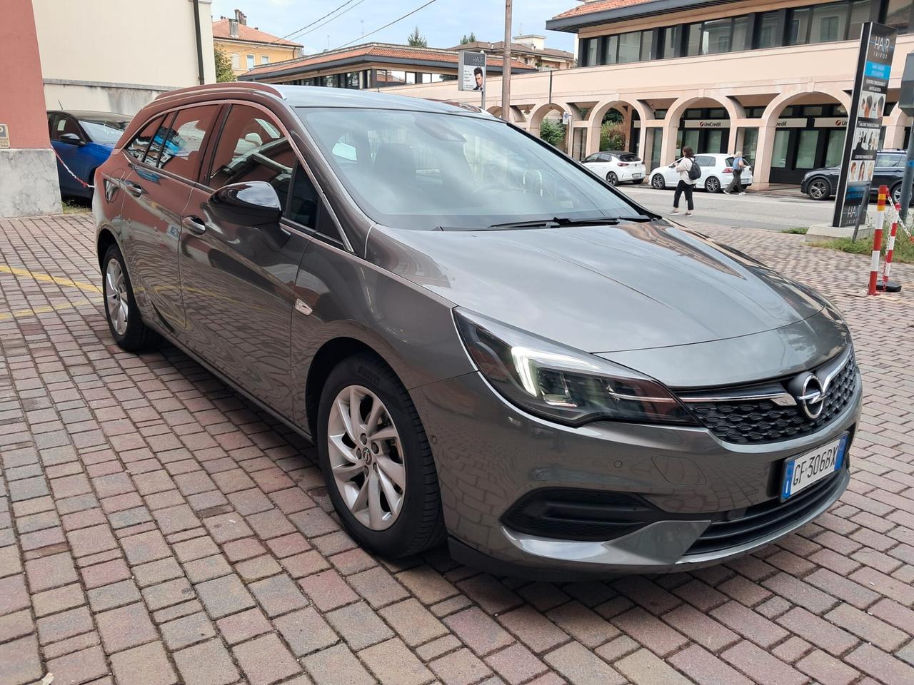 Opel Astra 1.5 CDTI 122 CV S&S Sports Tourer Business Elegance