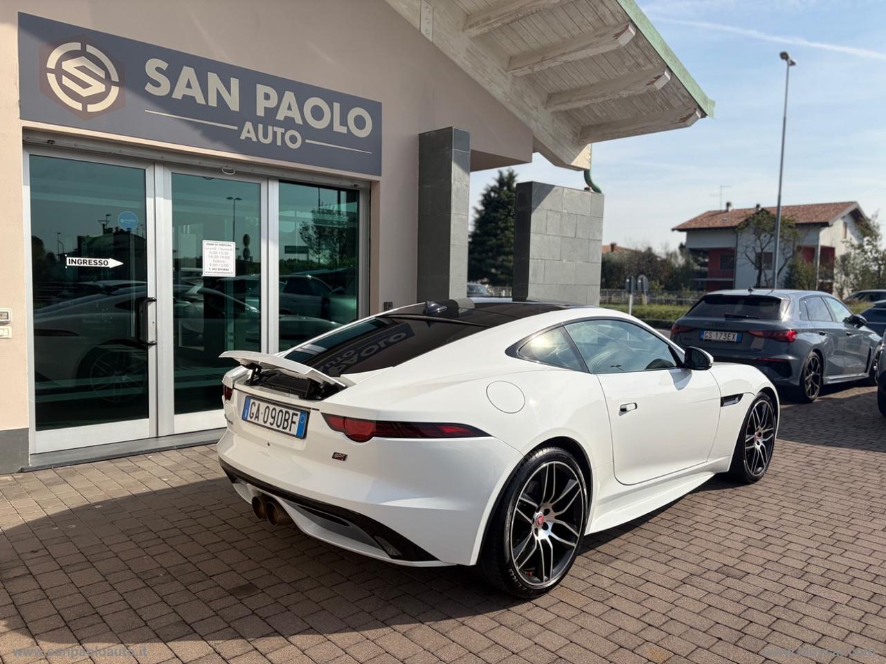 JAGUAR F-Type 2.0 aut. Coupé Chequered Flag
