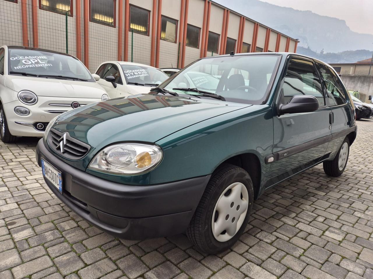 Citroen SAXO 1.0 3 p. PARI AL NUOVO!! X NEOPATENTA