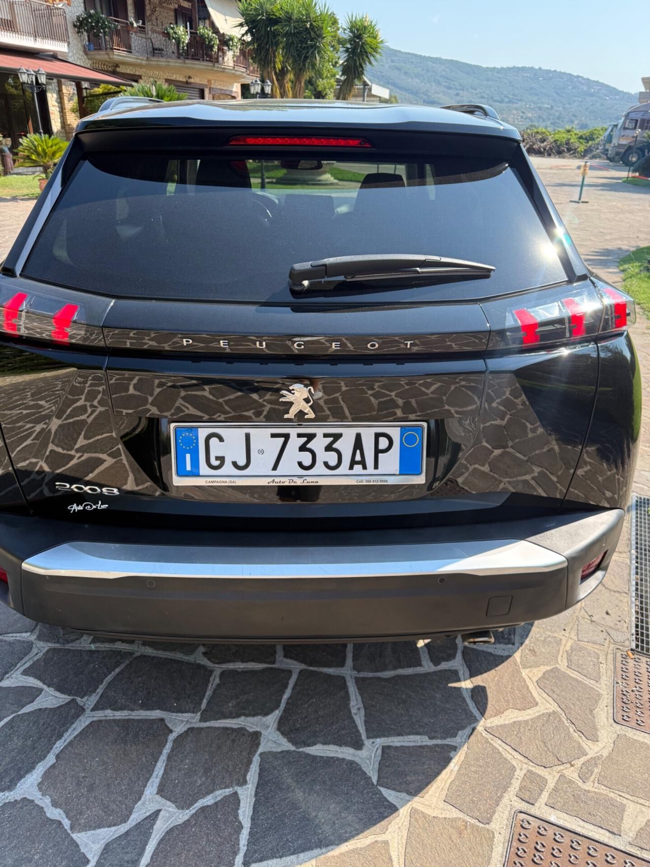 Peugeot 2008 1.5 diesel EAT8 Allure 2022 uni proprietario