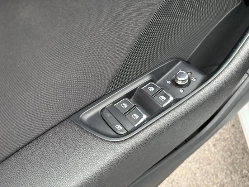 Audi A3 Sportback 30 1.6 tdi Sport 116cv s-tronic