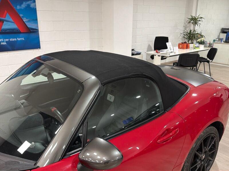 Abarth 124 Spider 124 Spider 1.4 Turbo MultiAir AT 170 CV EDIZIONE LITITATA FCA TEAM EMEA