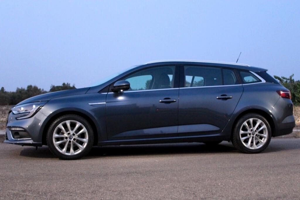 RENAULT Mégane SW 1.5 dCi 115 CV *Luci Ambiente