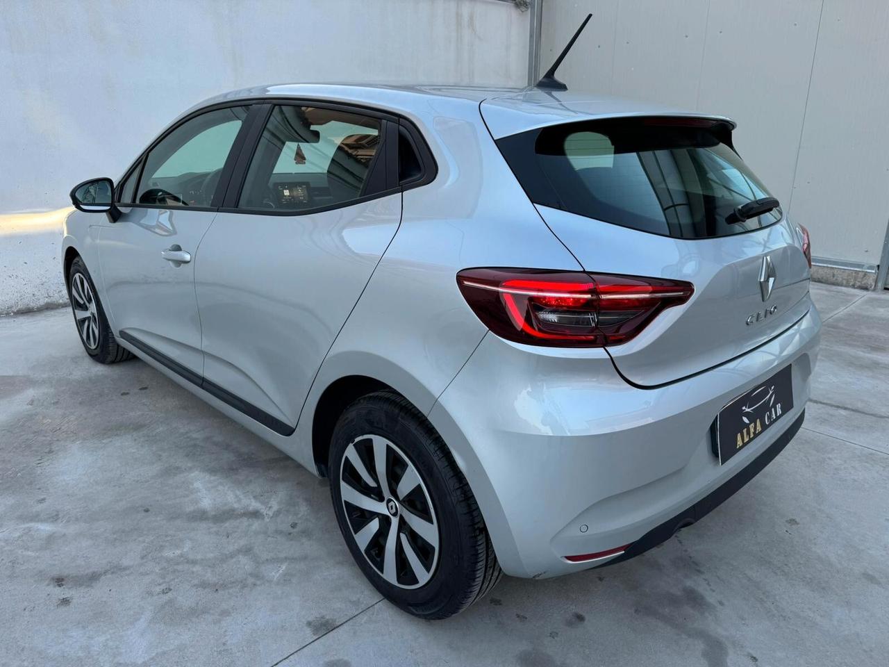 RENAULT CLIO 1.0 TCe 90CV 2023!!! EQUILIBRE!!!