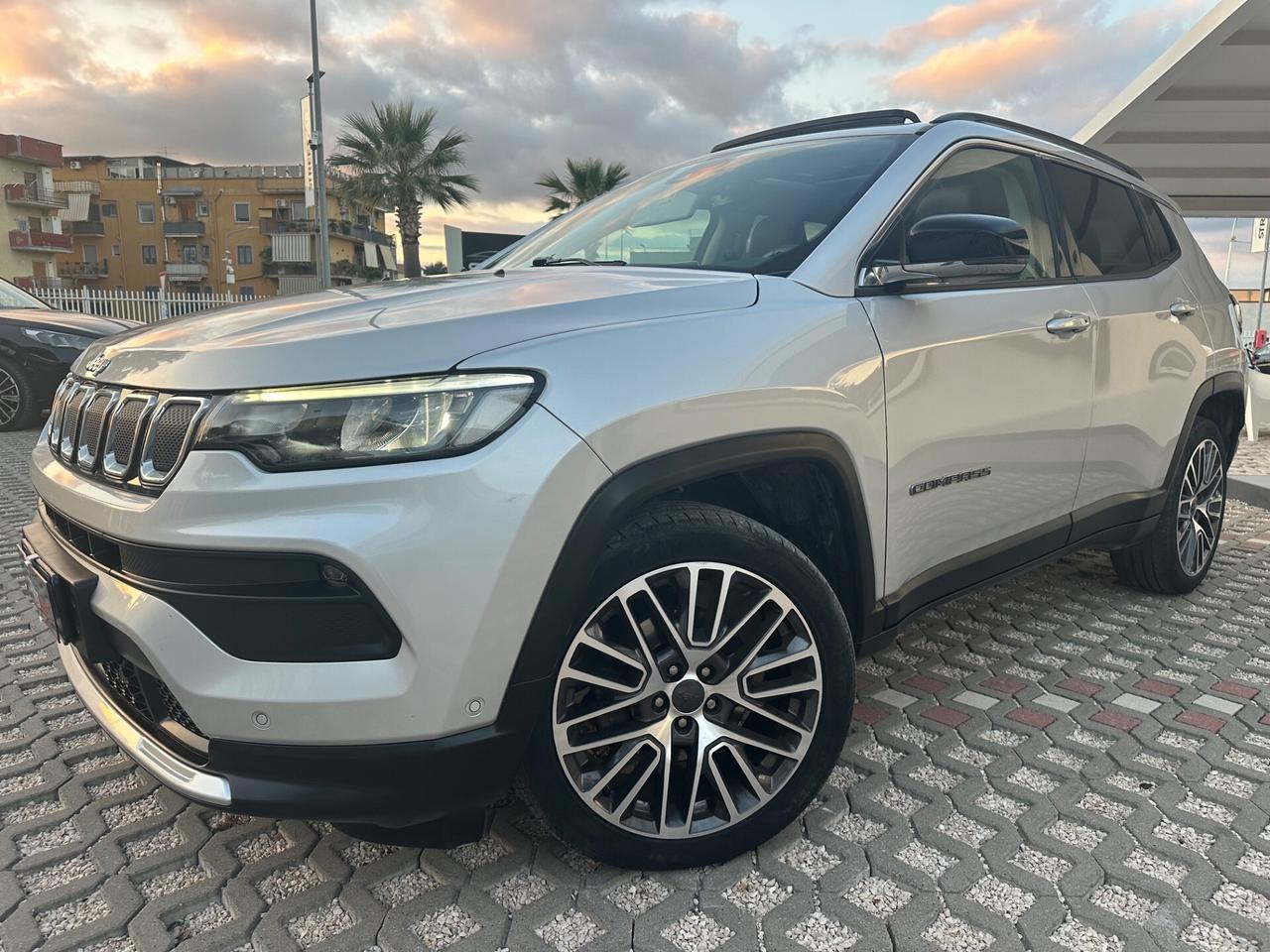 Jeep Compass 1.6 MJT 130 CV Limited Tetto