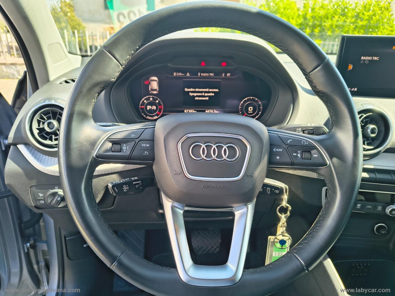 AUDI Q2 30 TDI S tronic Business Plus