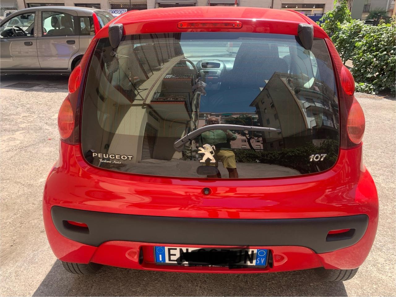 Peugeot 107 1.0 68CV 3p. 01/2013 km 78000