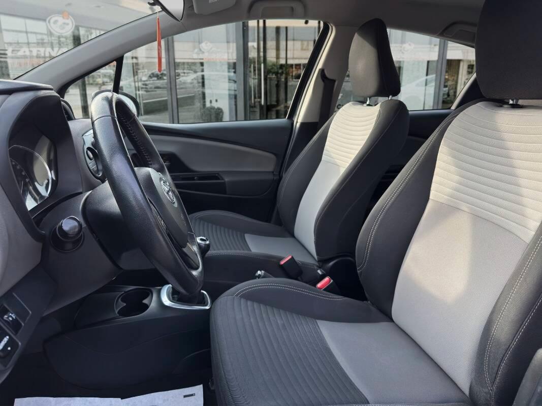 Toyota Yaris 1.0 Cool con Telecamera