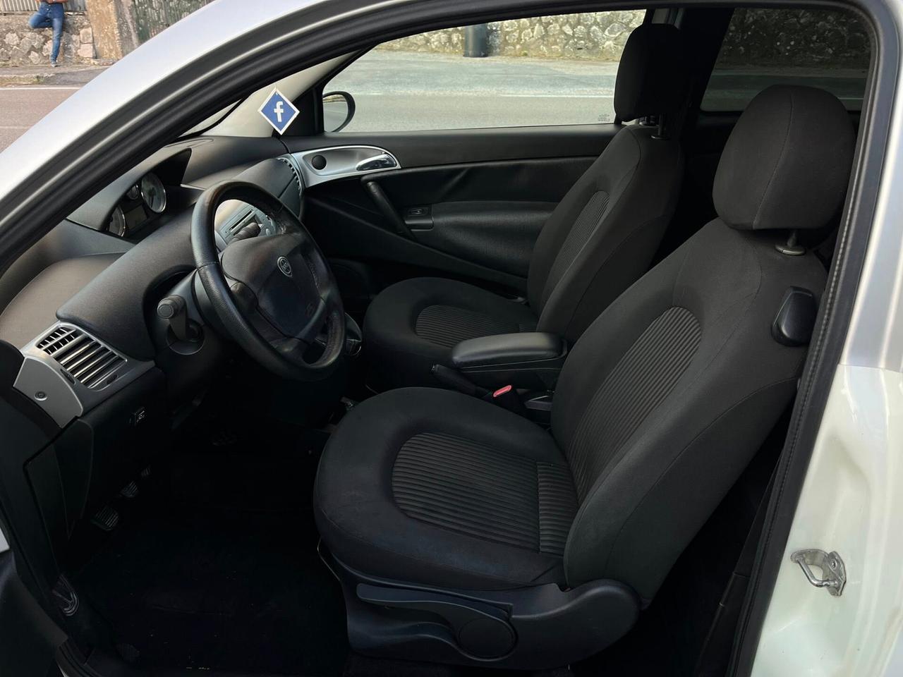 Lancia Ypsilon 1.4 GPL 77CV Platino Ecochic