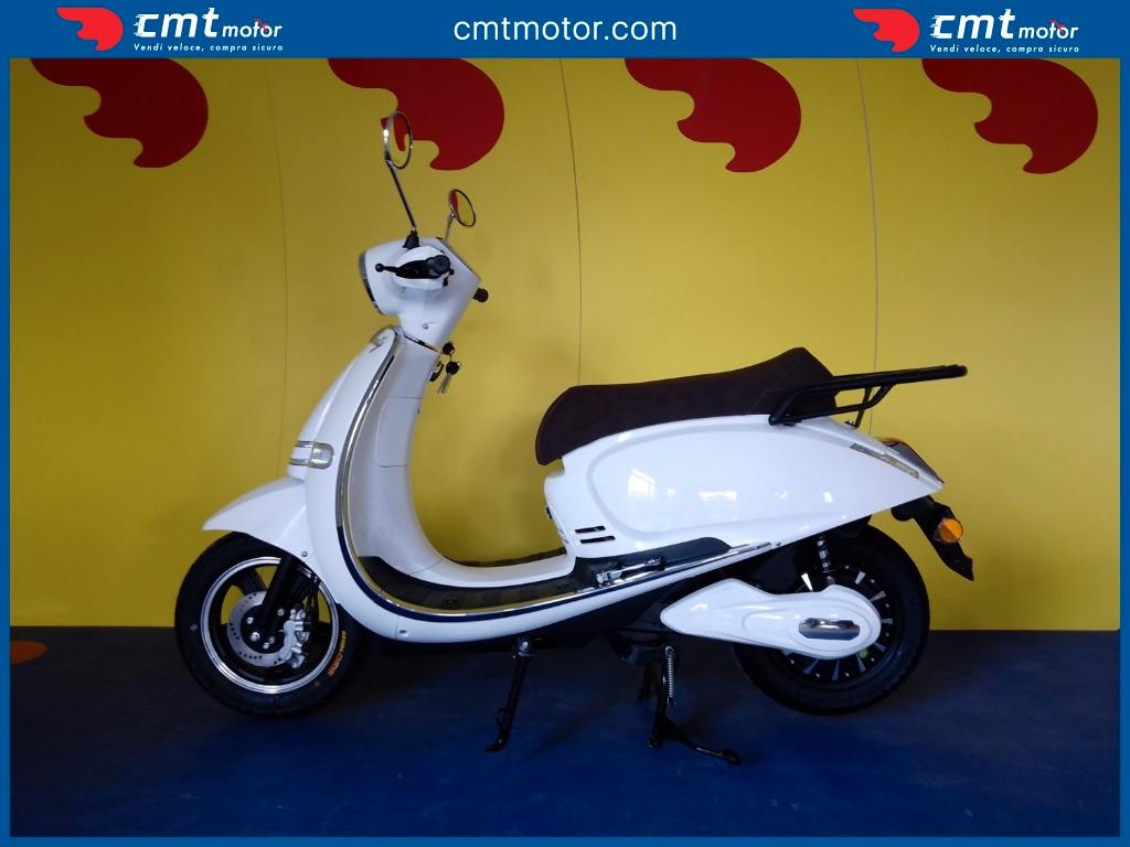 CJR MOTORECO Trinity 5Kw Elettrico - Nuova