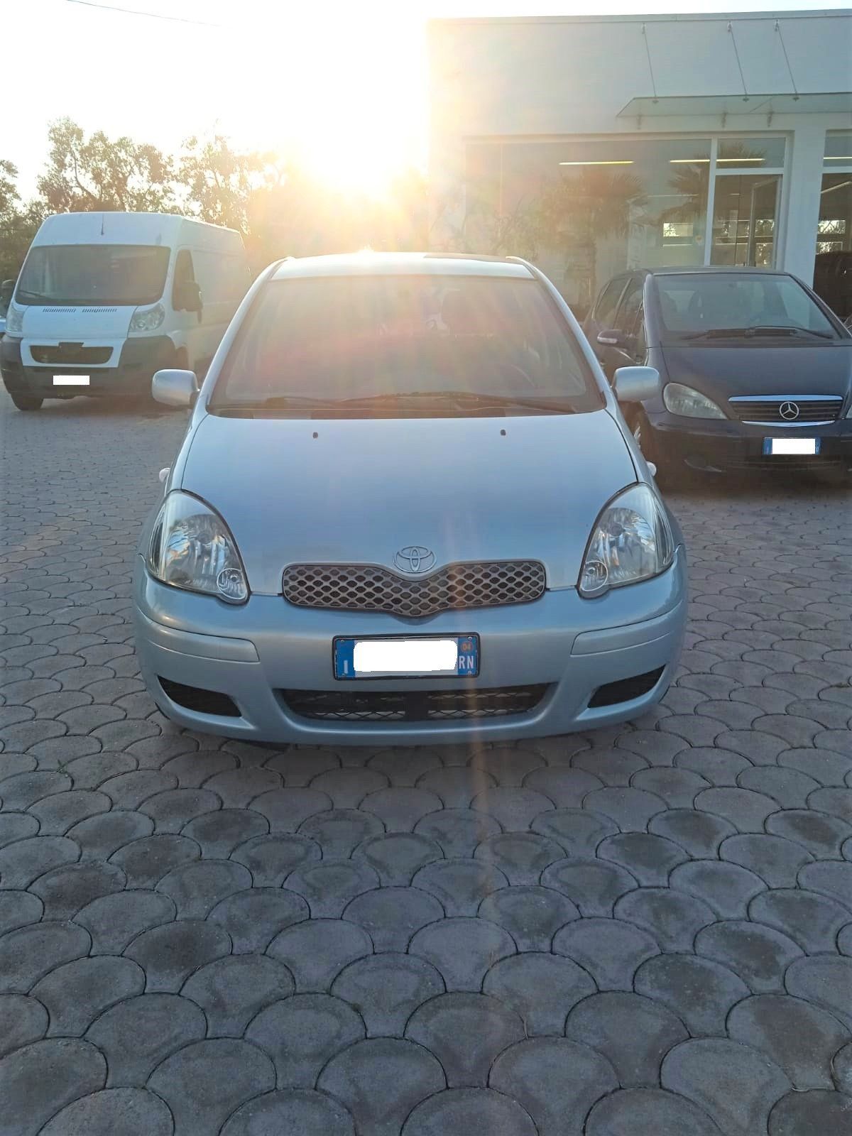 Toyota Yaris-2004