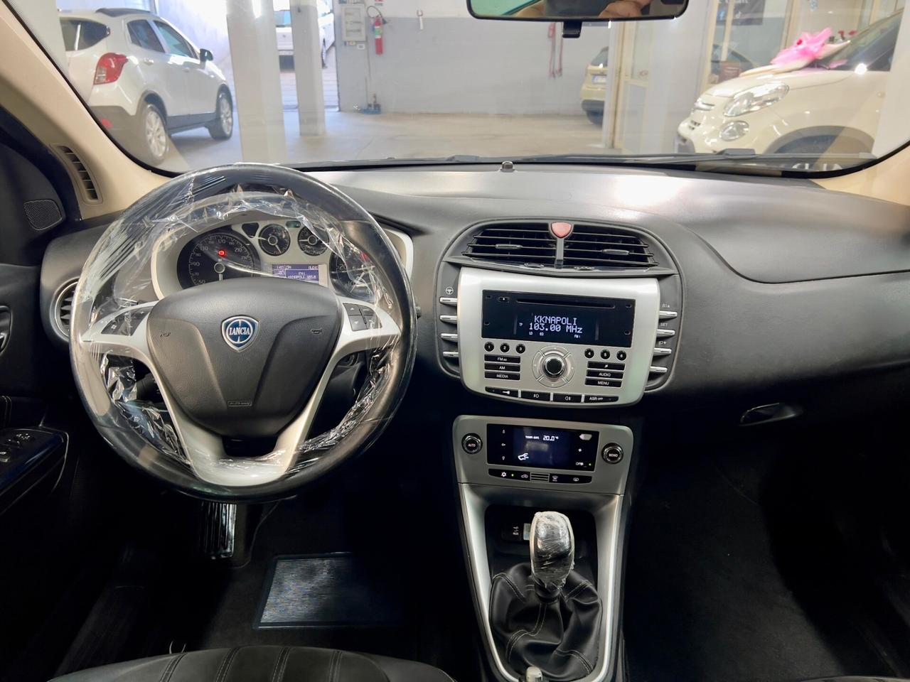 Lancia Delta 1.6 MJT DPF PLATINUM